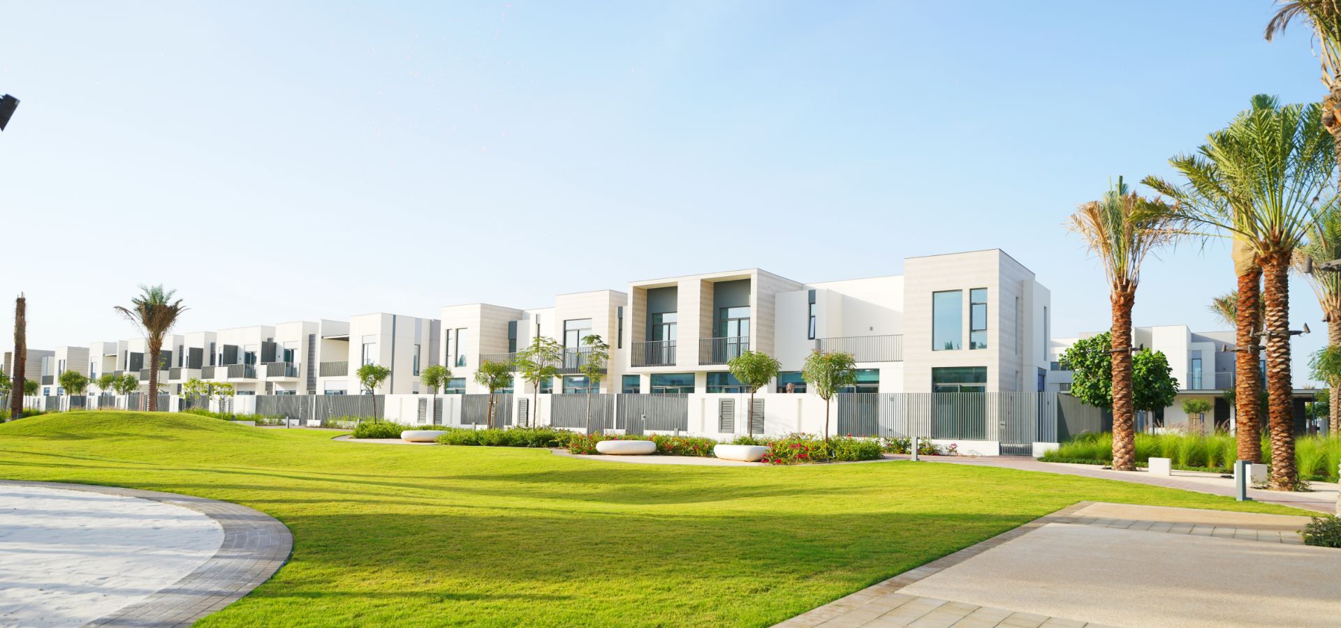 Dental Clinic in Arabian Ranches 3